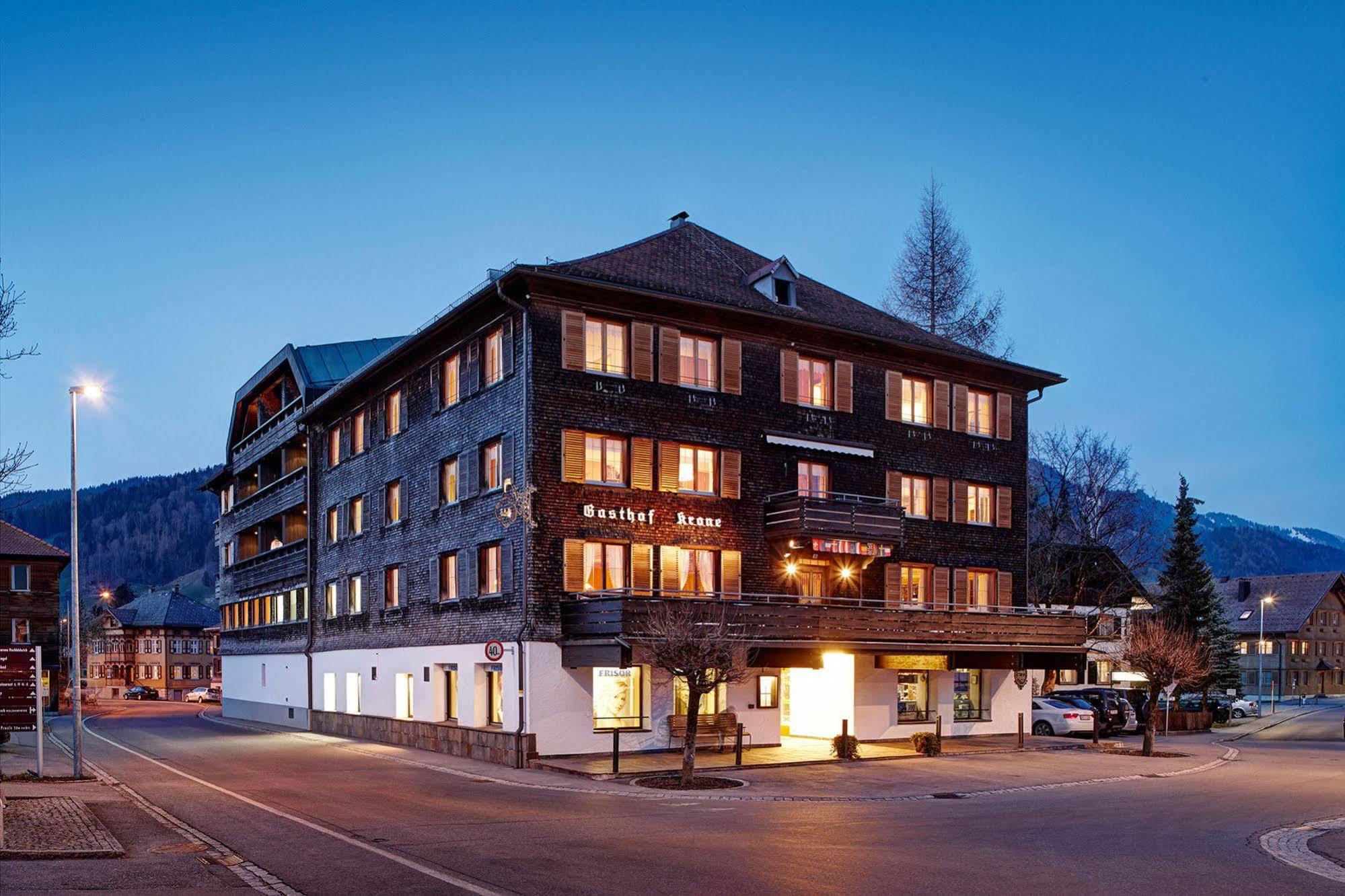 Hotel Gasthof Krone Hittisau Eksteriør bilde